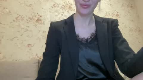 imial31 online show from March 1, 5:20 am