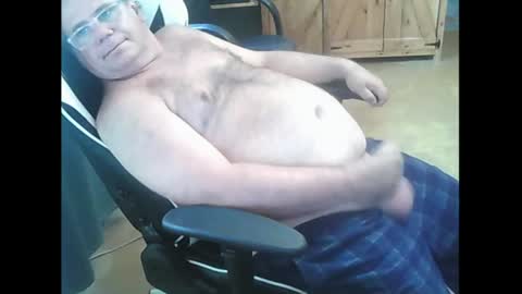 Snapshot of imici76 chatting on July 1, 8:27 am imici76 online show from July 1, 8:27 am