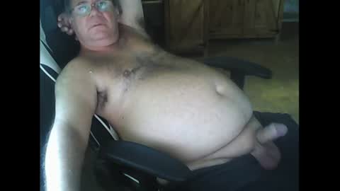 Snapshot of imici76 chatting on July 3, 2:01 pm imici76 online show from July 3, 2:01 pm