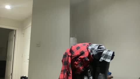 imightgetnaked online show from January 2, 12:45 am