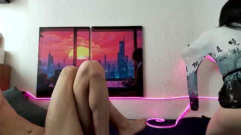 Sam and Jen online show from October 27, 8:29 am