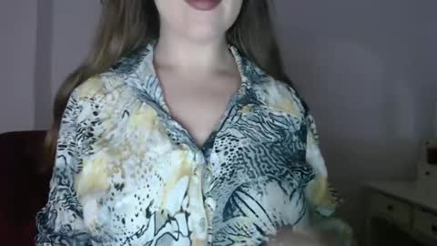 Snapshot of immouss chatting on December 16, 9:41 pm Pola online show from December 16, 9:41 pm