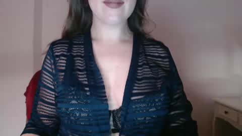 Snapshot of immouss chatting on December 17, 8:32 pm Pola online show from December 17, 8:32 pm