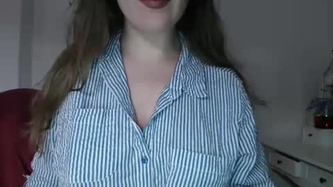 Snapshot of immouss chatting on March 9, 11:03 pm Pola online show from March 9, 11:03 pm