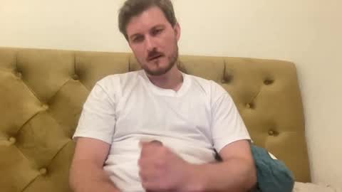 imnotall online show from October 26, 2:23 pm