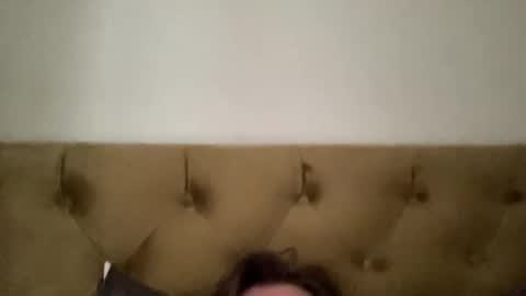 imnotall online show from February 6, 8:18 am