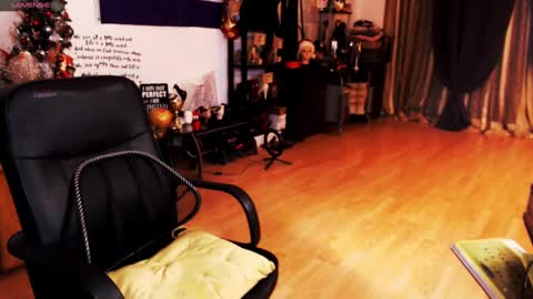 Empress online show from February 11, 2:35 am