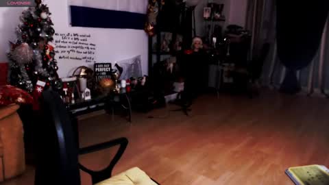 Empress online show from February 13, 5:05 am