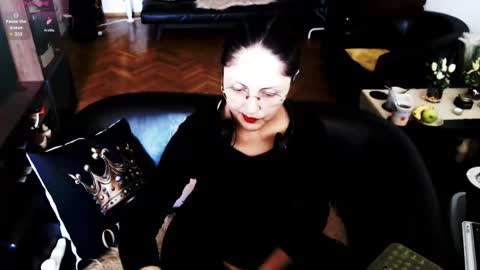 Empress online show from April 7, 10:37 am