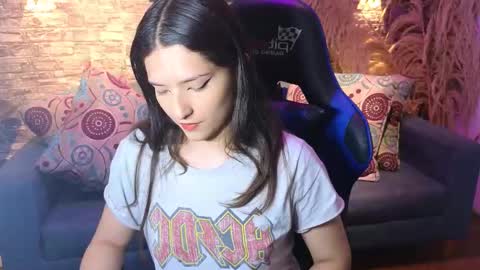 Snapshot of imrockstaer chatting on November 13, 7:35 pm Karen online show from November 13, 7:35 pm