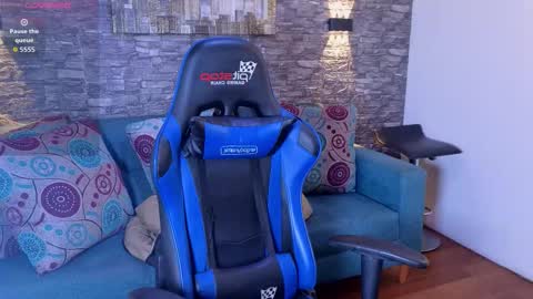 Snapshot of imrockstaer chatting on November 29, 8:01 pm Karen online show from November 29, 8:01 pm