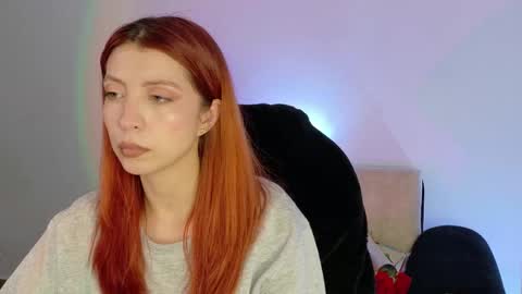 Sienna online show from February 2, 9:13 pm