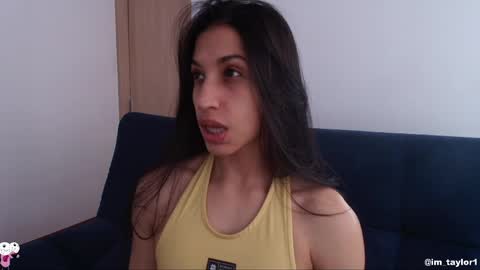 TAYLOR  online show from April 15, 6:15 pm