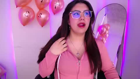 Snapshot of imvioleth chatting on February 17, 6:10 am Violeth online show from February 17, 6:10 am