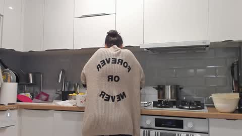 Ina Kush online show from December 13, 6:59 pm