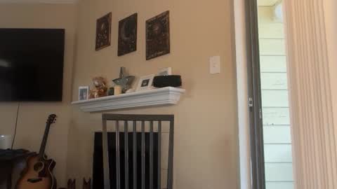 Inmate1993 online show from April 5, 1:41 pm