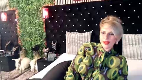 inanna_ishtar1 online show from June 3, 9:23 am