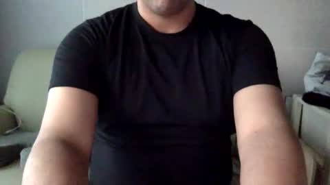 Inchesofhappiness7 online show from November 22, 7:51 am