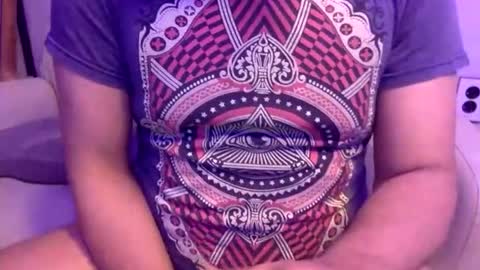 Inchesofhappiness7 online show from January 17, 2:44 pm