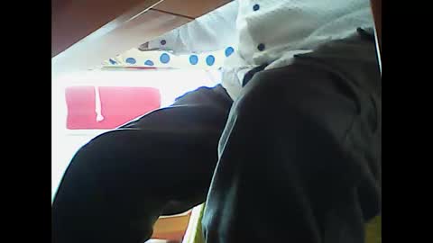 Snapshot of incontactwithmike chatting on December 1, 10:53 am incontactwithmike online show from December 1, 10:53 am