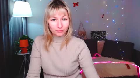 Snapshot of incredible_ariela chatting on February 26, 3:19 pm incredible_ariela online show from February 26, 3:19 pm