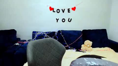 incredible_ariela online show from March 2, 10:00 am