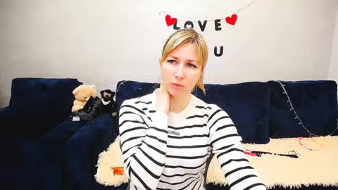 incredible_ariela online show from March 30, 9:21 am