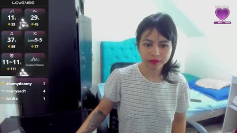 incubus_couple1 online show from December 5, 10:23 am