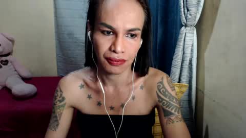 Snapshot of indaypakay_ts chatting on July 12, 7:16 pm Pakay online show from July 12, 7:16 pm