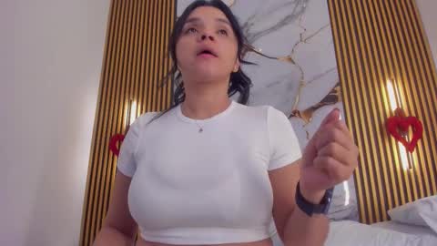 Indi Catalina online show from March 17, 12:08 pm