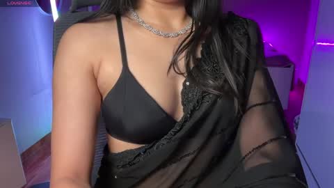 Ayesha online show from April 14, 6:25 pm