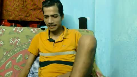 Snapshot of indian_bengali_boy chatting on September 10, 11:16 pm Suman Leo online show from September 10, 11:16 pm