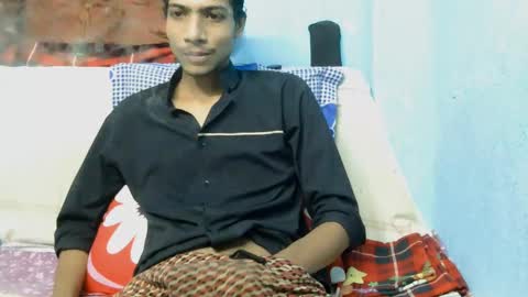 Snapshot of indian_bengali_boy chatting on September 15, 7:03 pm Suman Leo online show from September 15, 7:03 pm
