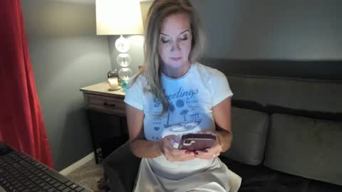 Snapshot of indianacooper chatting on January 2, 7:07 pm IndianaCooper - Showtimes - Mon-Fri 12pm and 930PM CST SatSun 930pm CST online show from January 2, 7:07 pm