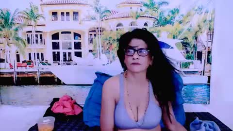 Femiez online show from February 5, 12:27 pm