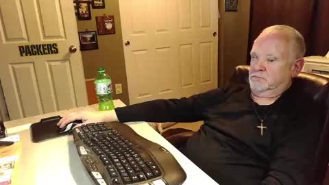 Snapshot of indianapapa chatting on November 11, 8:20 pm Papa online show from November 11, 8:20 pm