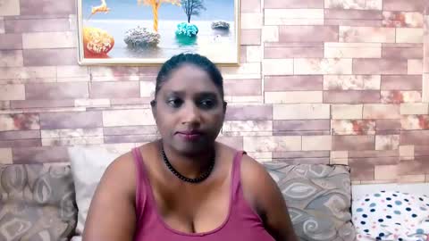 Snapshot of indianblue3 chatting on December 28, 12:03 pm tracy online show from December 28, 12:03 pm