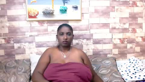 Snapshot of indianblue3 chatting on December 29, 11:50 am tracy online show from December 29, 11:50 am