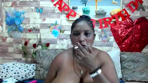 Snapshot of indianblue3 chatting on January 28, 11:17 pm tracy online show from January 28, 11:17 pm