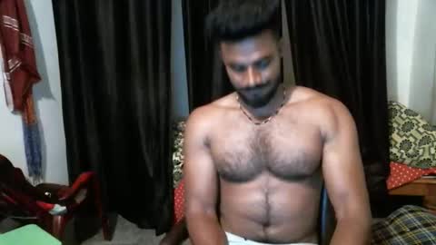 Snapshot of indianbull2023 chatting on October 23, 7:56 pm indian slim boy with big for u online show from October 23, 7:56 pm