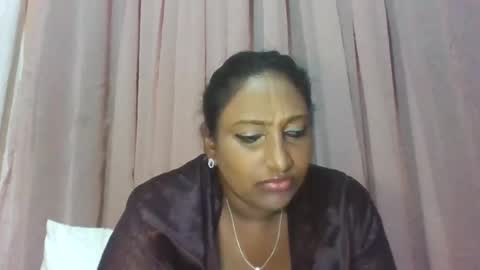 Snapshot of indianculture chatting on May 18, 8:25 pm indian culture online show from May 18, 8:25 pm