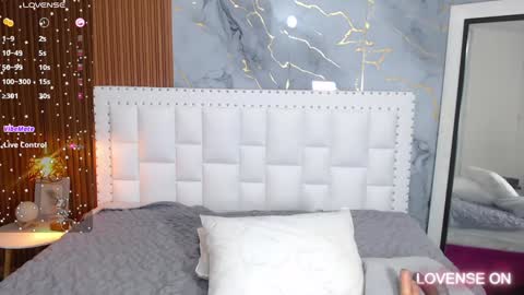 LITTLE AINHOA  online show from January 8, 8:18 pm