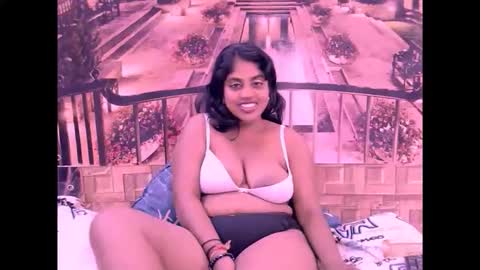 indiandiva27 online show from February 12, 7:03 am