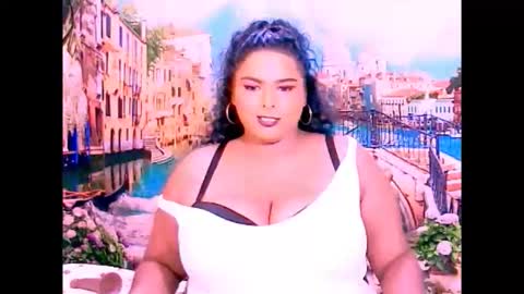 Snapshot of indianfairy4u chatting on December 22, 9:45 pm natasha online show from December 22, 9:45 pm