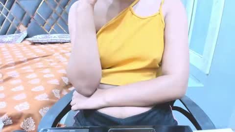 Snapshot of indiankittey chatting on June 24, 1:59 am indiankittey online show from June 24, 1:59 am
