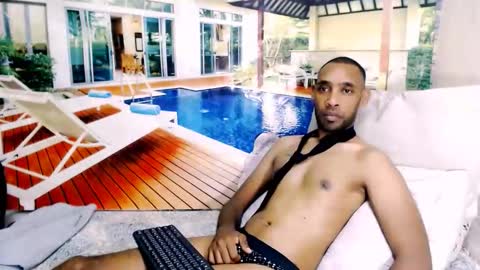 indianmagicmike69 online show from November 26, 3:35 pm