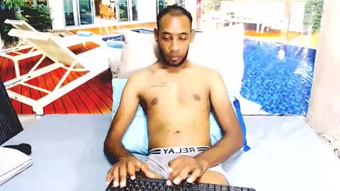 Snapshot of indianmagicmike69 chatting on February 18, 4:03 pm indianmagicmike69 online show from February 18, 4:03 pm