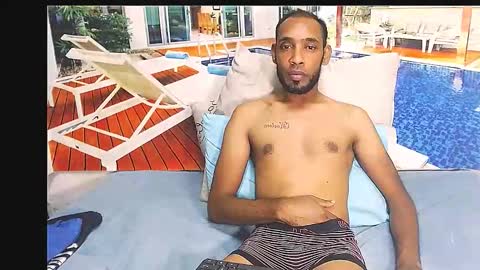 Snapshot of indianmagicmike69 chatting on February 26, 4:39 pm indianmagicmike69 online show from February 26, 4:39 pm