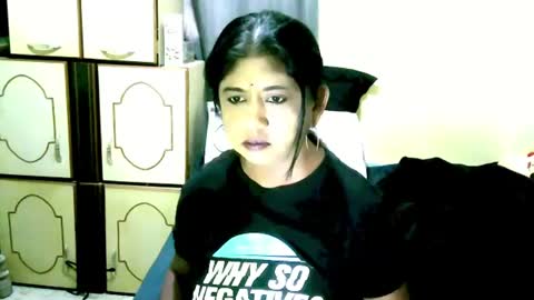Snapshot of indianpleasures21 chatting on June 14, 11:56 am indianpleasures21 online show from June 14, 11:56 am