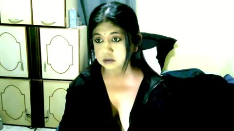 Snapshot of indianpleasures21 chatting on June 16, 10:34 pm indianpleasures21 online show from June 16, 10:34 pm